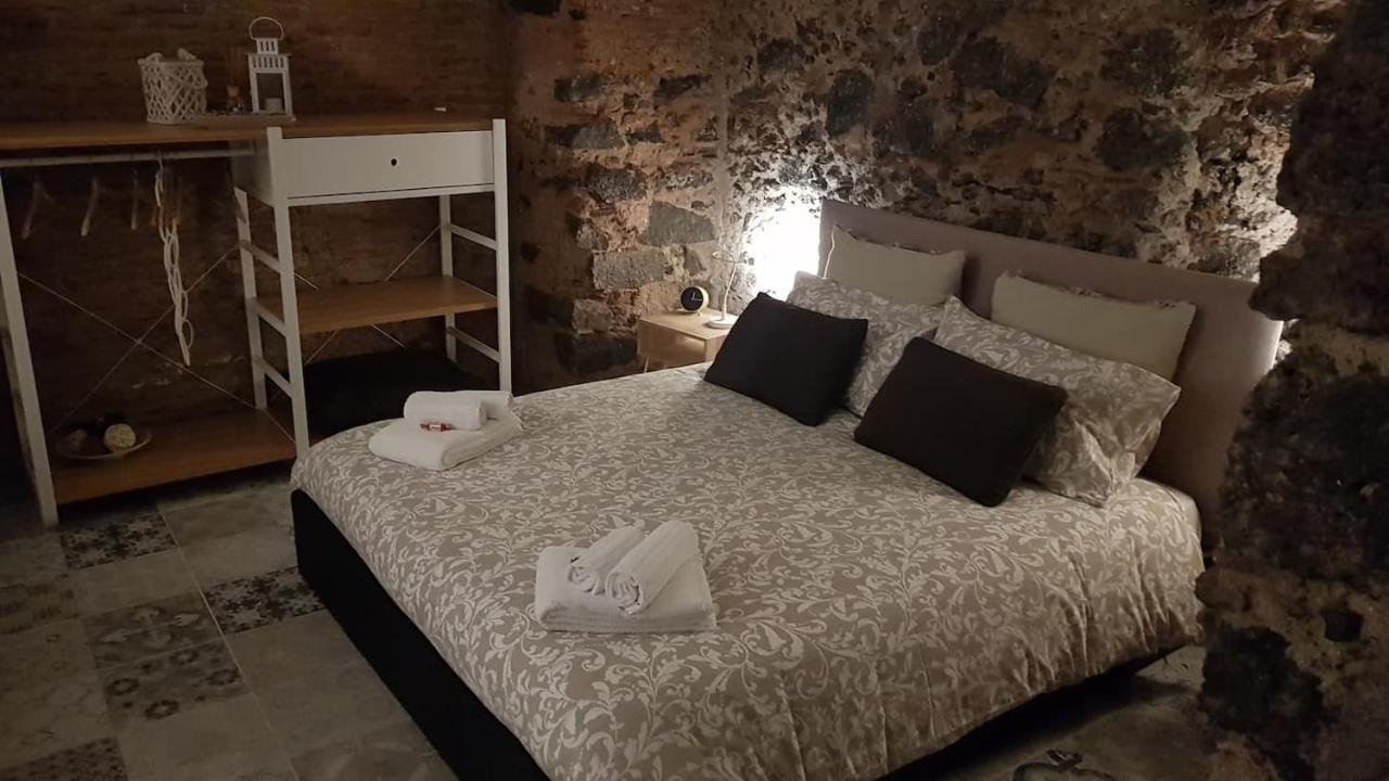 La Piccola Grotta Ursino Villa Catánia Buitenkant foto