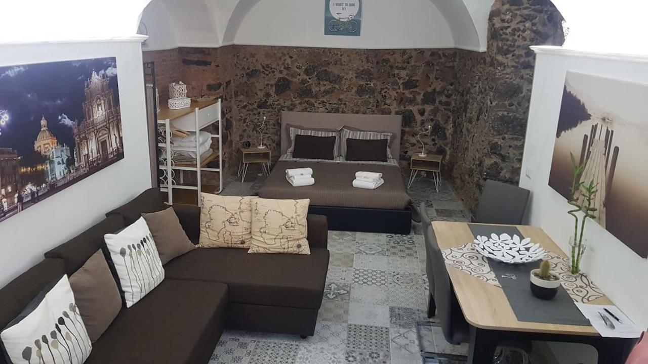 La Piccola Grotta Ursino Villa Catánia Buitenkant foto